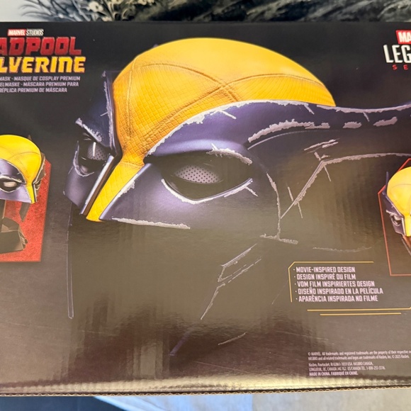Marvel Legends Deadpool & Wolverine Wolverine Premium Roleplay Mask Prop Replica - Picture 4 of 5